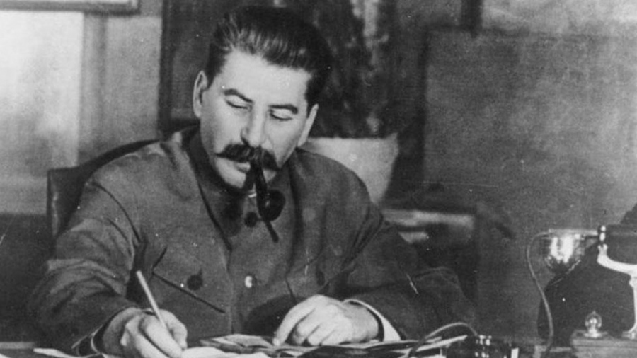 Θησαυρός του Stalin βγήκε στο σφυρί - Απόρρητο έγγραφο του 1944 πωλήθηκε για χιλιάδες δολάρια