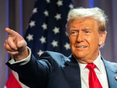 Χαμός στις ΗΠΑ - Ο Trump έστειλε στο... διάολο τον Δημοκρατικό Schummer - Τον κατηγόρησε για πολιτικό εκβιασμό