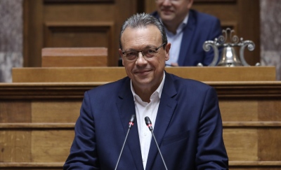 Πυρά Φάμελλου (ΠΑΣΟΚ) κατά κυβέρνησης γιατί τροφοδοτεί με υπερκέρδη τη ΔΕΗ, τα διυλιστήρια και τα γαλάζια παιδιά