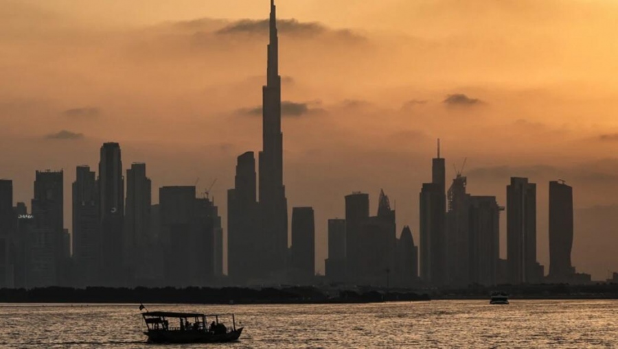 Σοκ στον ναυτιλιακό χάρτη: Το Dubai χάνει την αίγλη του – Πλοιοκτήτες φεύγουν μαζικά για Αθήνα και Κύπρο