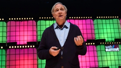 Nέος χρησμός Dalio (Bridgewater): Το Bitcoin κινδυνεύει να τεθεί εκτός νόμου