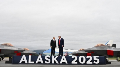 Αλάσκα - Άναυδοι οι Ρώσοι δημοσιογράφοι: «Ο Trump έδειξε την ευφυΐα του προσκαλώντας τον Putin στην προεδρική Cadillac»