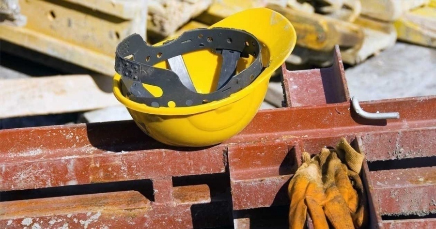 Σοβαρό εργατικό ατύχημα στη Λαμία - Διασωληνωμένος 59χρονος μετά από πτώση