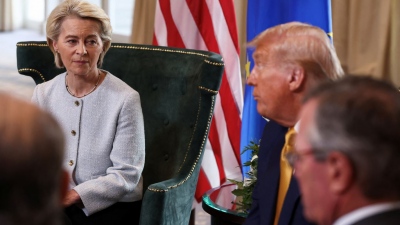 Ολοκληρωτική ήττα για ΕΕ, τα «πήρε όλα» ο Trump - Τα… ψιλά γράμματα στη συνθηκολόγηση για τους δασμούς