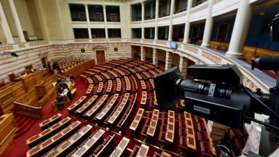 Εξεταστική για παρακολουθήσεις - Ολοκληρώθηκαν οι καταθέσεις μαρτύρων - Καταγγελίες από τα κόμματα