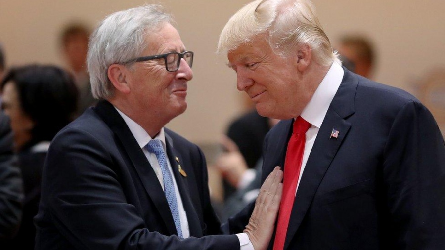 «Ο Trump σέβεται μόνο όποιον δεν είναι στα γόνατα - Μίλα του ευγενικά» - Ο Juncker παραδίδει... μαθήματα στη διάδοχό του