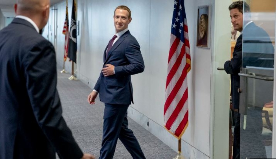 Είναι αλήθεια! - Με εντολή Trump πέταξαν τον Mark Zuckerberg έξω από τον Λευκό Οίκο!