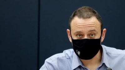 Μαγιορκίνης: O ιός δεν θα φύγει ποτέ - Σταδιακά η Omicron εκτοπίζει την Delta, αλλά δεν είναι αθώα