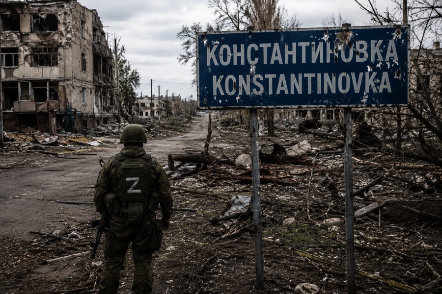 Kyiv rejects humanitarian ceasefire in Kostyantynivka stalling the return of thousands of fallen soldiers' bodies