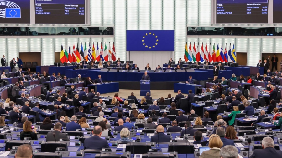 Απόφαση - ντροπή από την Ευρωβουλή: «Επιτέλους, αφήστε τους Ουκρανούς να επιτίθενται με πυραύλους βαθιά σε ρωσικά εδάφη»