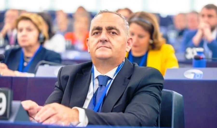 Μπελέρης: Η ΕΕ δεν μπορεί να κλείνει τα μάτια στην τοξικότητα του καθεστώτος Rama – Με αγώνες κέρδισε η μειονότητα τον σεβασμό