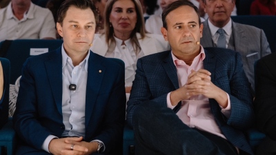 Δεν υπάρχει νόμος της βιολογίας που να λέει ότι πρέπει να γερνάμε - Ο David Sinclair εγκαινίασε τη σειρά διαλέξεων Evolve στο UNIC Athens