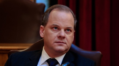 Τέμπη – Πατέρας θύματος κατά Καραμανλή: Ο ξεδιάντροπος κουνούσε το δάχτυλο στην εξεταστική – Ανανδρία με την ασυλία
