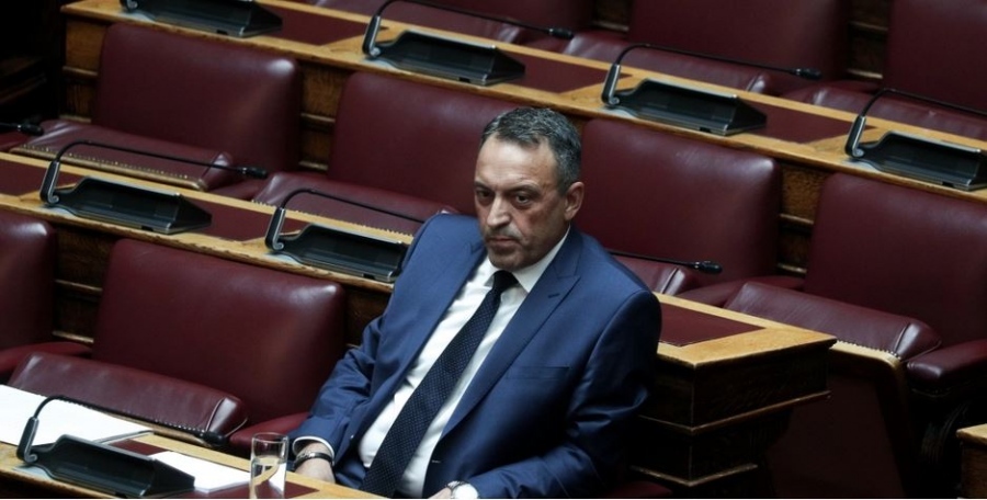 Καταπέλτης για τον απομονωμένο και άπληστο Στίγκα οι Σπαρτιάτες  – Ανεξαρτητοποιήθηκε και ο Φλώρος, θα φύγουν και άλλοι