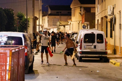 Διήμερη κόλαση στην Ισπανία – Σκηνές πολέμου μεταξύ πολιτών και Μαροκινών μεταναστών