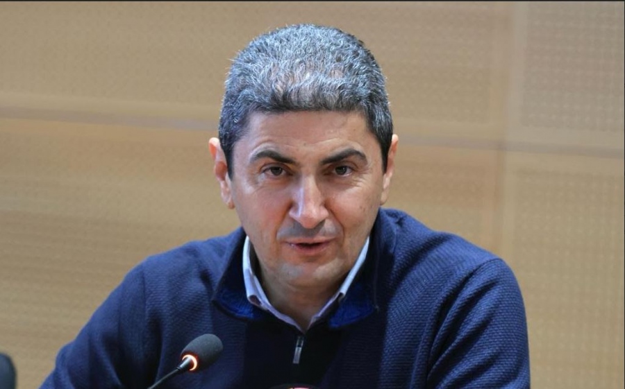 Αυγενάκης: Η κυβέρνηση δεν επιδιώκει σύγκρουση με τους αγρότες - Σκυλακάκης: Τροπολογία για 2ετή πλήρη αναστολή πληρωμών στο ρεύμα