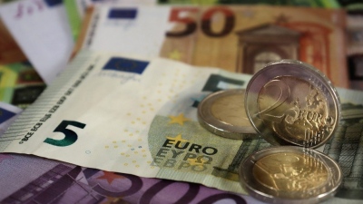Σοκ στις ευρωπαϊκές ελίτ - Η Σλοβενία γίνεται η τρίτη χώρα που προστατεύει συνταγματικώς τα μετρητά