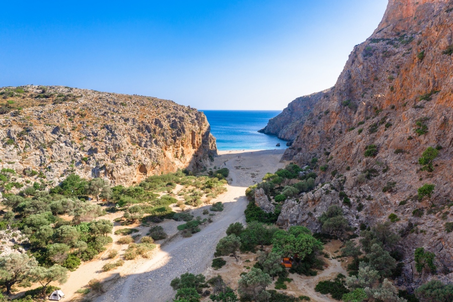 Θρήνος στο Ηράκλειο - Νεκρός ο ορειβάτης παρά τις τιτάνιες προσπάθειες των διασωστών της ΕΜΑΚ