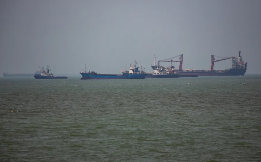 Τα Στενά του Hormuz στο επίκεντρο των προσπαθειών για επανεκκίνηση του διαλόγου μεταξύ ΗΠΑ και Ιράν