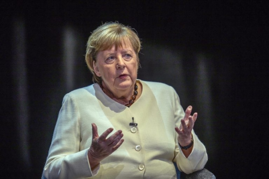 Βόμβα Merkel: Πολωνία και κράτη Βαλτικής υπονόμευσαν το 2021 την επίλυση του ουκρανικού... λίγο πριν την επέμβαση Ρωσίας