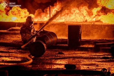 Το σφυρί πέφτει: Μια από τις πιο σφοδρές ρωσικές επιθέσεις άφησε «γυμνή» ολόκληρη την Ουκρανία - Βίντεο βγαλμένα από την κόλαση