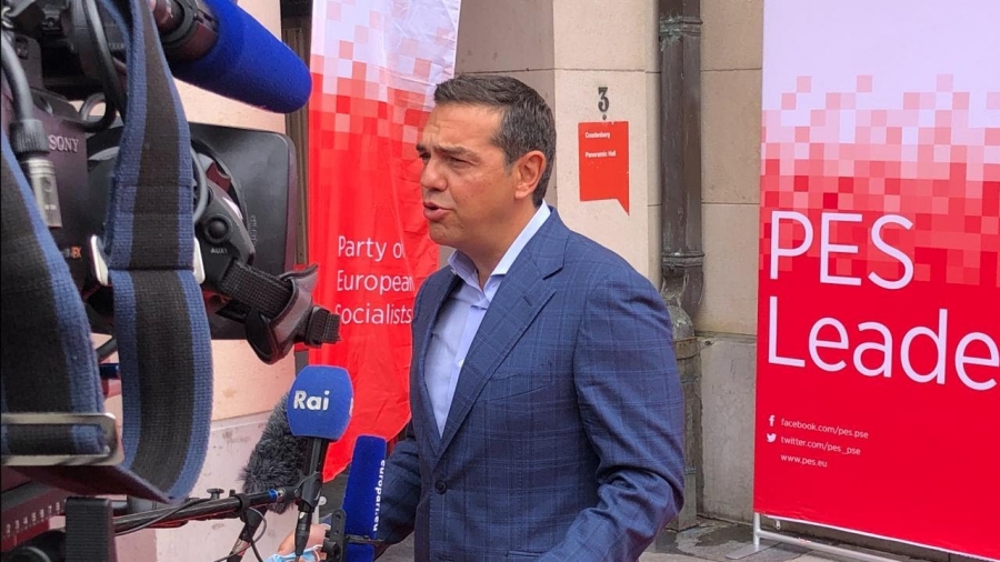 Τσίπρας: Θα ενημερώσει το PES για την Τουρκία - Ζητά πρωτοβουλία για ειρήνη στην Ουκρανία