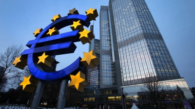 Δημοσκόπηση Bloomberg: Δύο αυξήσεις επιτοκίων από την ΕΚΤ λόγω πολέμου στο Ιράν