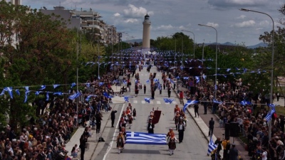 Η Αλεξανδρούπολη τίμησε τα 106 χρόνια από την απελευθέρωσή της με μεγαλειώδη παρέλαση