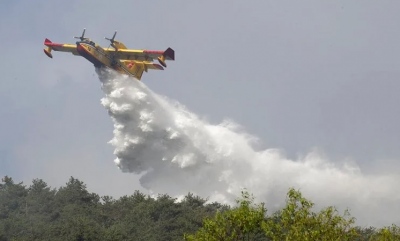 Φωτιά στο Ηράκλειο της Κρήτης – Κινητοποιήθηκαν και εναέρια μέσα