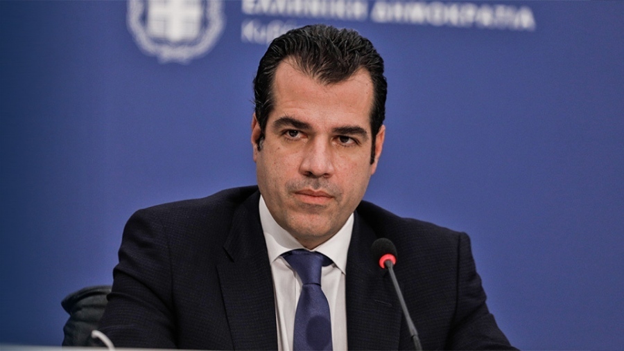 Για σκι και καλοπέραση στην Αράχωβα ο Πλεύρης την Πρωτοχρονιά