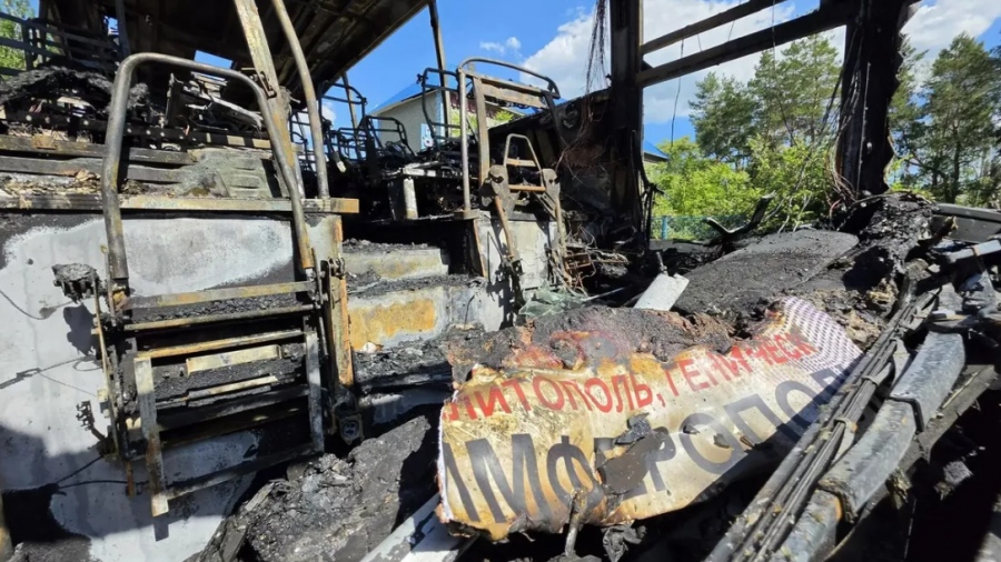 Μακελειό στο Donetsk: Ουκρανικό drone έπληξε λεωφορείο – 7 νεκροί άμαχοι, οργή στη Ρωσία (vid)
