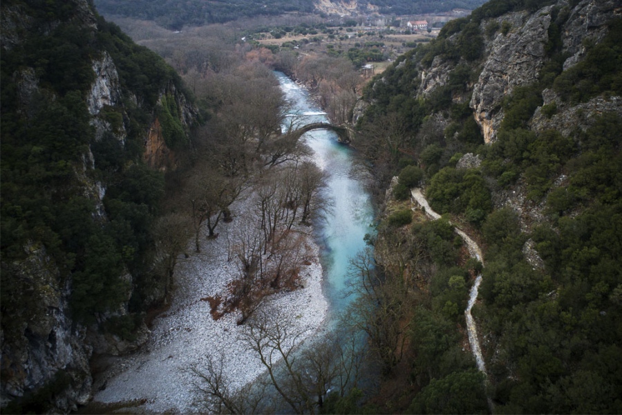 Νεκρή 25χρονη Αμερικανίδα τουρίστρια στο Φαράγγι του Βίκου – Το ατύχημα στην πεζοπορία που της έκοψε το νήμα της ζωής