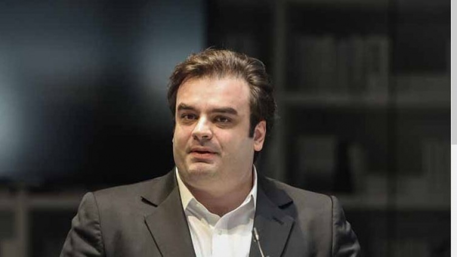 Στα  «σκαριά» τρία νομοσχέδια του οικονομικού επιτελείου – Εντός καλοκαιριού η κατάθεσή τους στη Βουλή από Πιερρακάκη