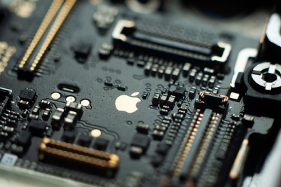 Εκατομμύρια συσκευές Apple βρέθηκαν να περιέχουν ελαττωματικά τσιπ και... τα κατάφεραν