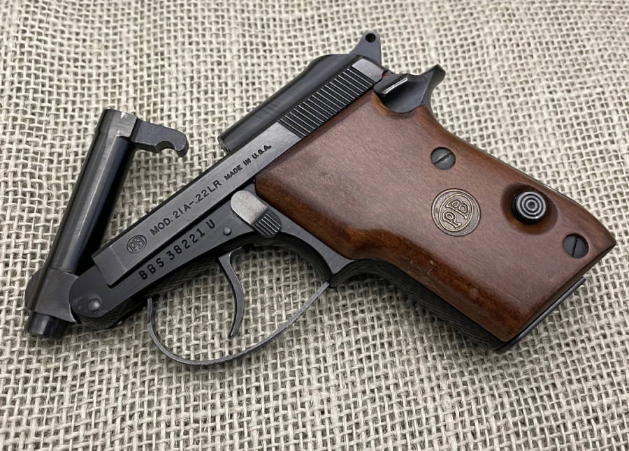 Beretta 21A BOBCAT