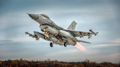 Αποκάλυψη: Ξένοι πιλότοι σε ουκρανικά F-16 βοηθούν στην απόκρουση πυραυλικών επιθέσεων στο Κίεβο