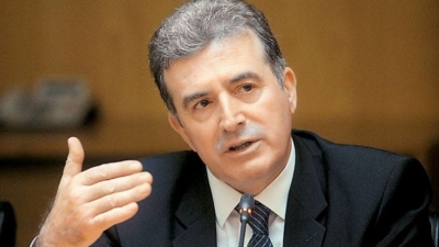 Χρυσοχοΐδης για αγρότες: Δεν μπορεί να καταλαμβάνονται τελωνεία και λιμάνια