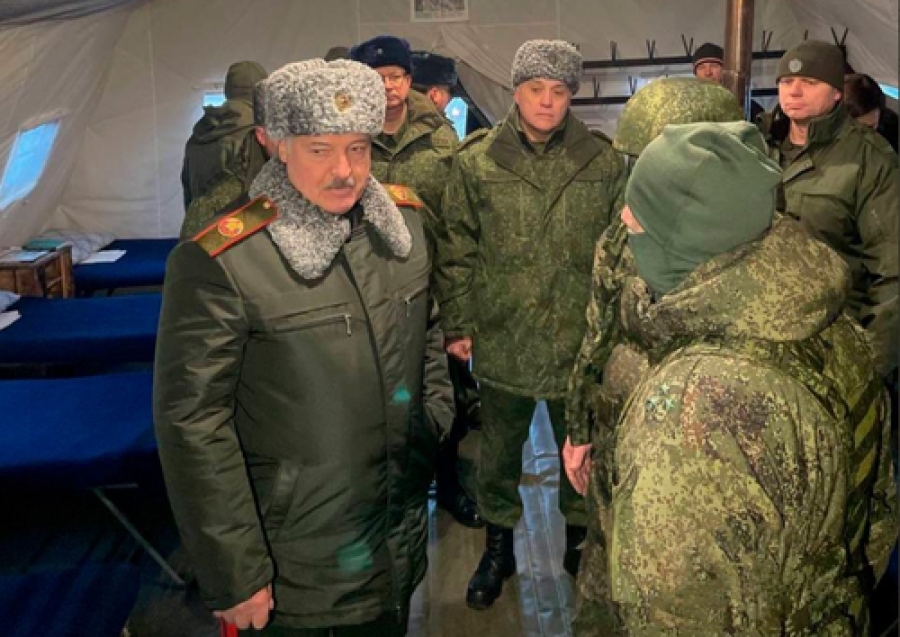 Lukashenko (Λευκορωσία): Οι Ρώσοι και οι Ουκρανοί είναι αδέλφια -  Θα υποστηρίξουμε την ειρηνευτική διαδικασία