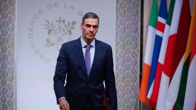 Political earthquake in Spain: Police raid offices of Sanchez as Socialist government faces collapse