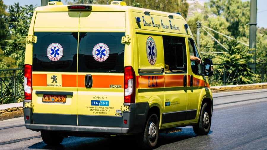 Λάρισα: Νεκρός ανήλικος σε τροχαίο με δίκυκλο στον δρόμο Όσσας - Συκουρίου