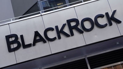 Η BlackRock «ψηφίζει» Ευρώπη - Προτιμά ιταλικά και ισπανικά ομόλογα έναντι των αμερικανικών