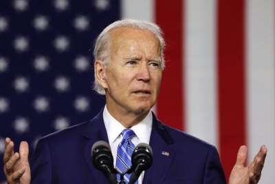 Σε ιστορικά χαμηλά η αποδοχή Biden στις ΗΠΑ - «Χάνει» και από Trump και από DeSantis
