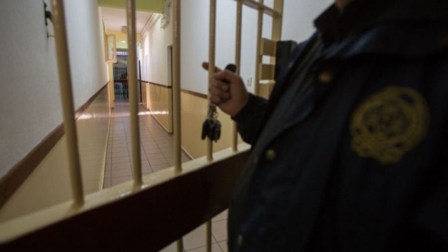 Σύλληψη 27χρονου για απόπειρα ελευθέρωσης κρατουμένου