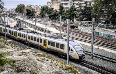 ΥΠΕΘΟ - Υπ. Υποδομών: Με διασφαλισμένη χρηματοδότηση θα ολοκληρωθεί ο Προαστιακός Δυτικής Αττικής