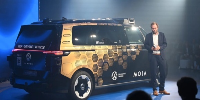 Ηλεκτροσόκ σε Musk - Η Volkswagen παρουσιάζει το Robotaxi που προορίζεται για τον στόλο της Uber στο Λος Άντζελες