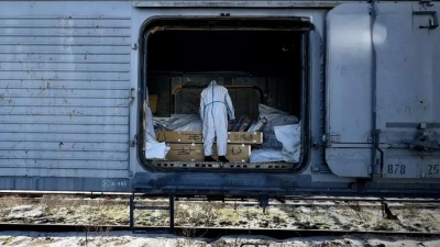 Μακάβριο: Tρένο που μετέφερε 2.000 πτώματα Ουκρανών παραμένει σταθμευμένο στην Οδησσό επί... έναν ολόκληρο χρόνο