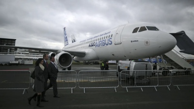 Βουλιάζουν τα κέρδη της Airbus: Μειώθηκαν στο μισό τα τριμηνιαία συγκριτικά με πέρυσι