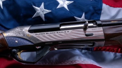 Επετειακές Benelli Super Black Eagle 3 για τα 250 χρόνια των ΗΠΑ
