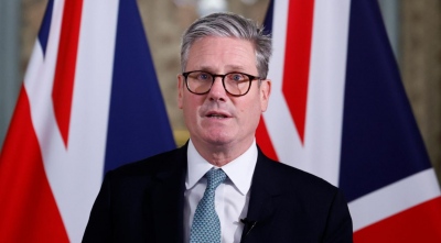 The Observer: Ο Starmer  προβάρει κοστούμι για τη θέση του γενικού γραμματέα του ΝΑΤΟ
