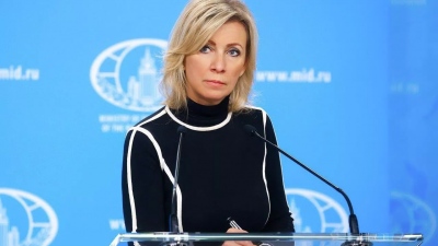 «Βόμβα» Zakharova κατά Zelensky: Η ίδια του η συνεργάτιδα, τον κλώτσησε... άφησε αιχμές για χρήση ναρκωτικών!